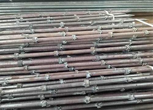 长海隧道钢花管